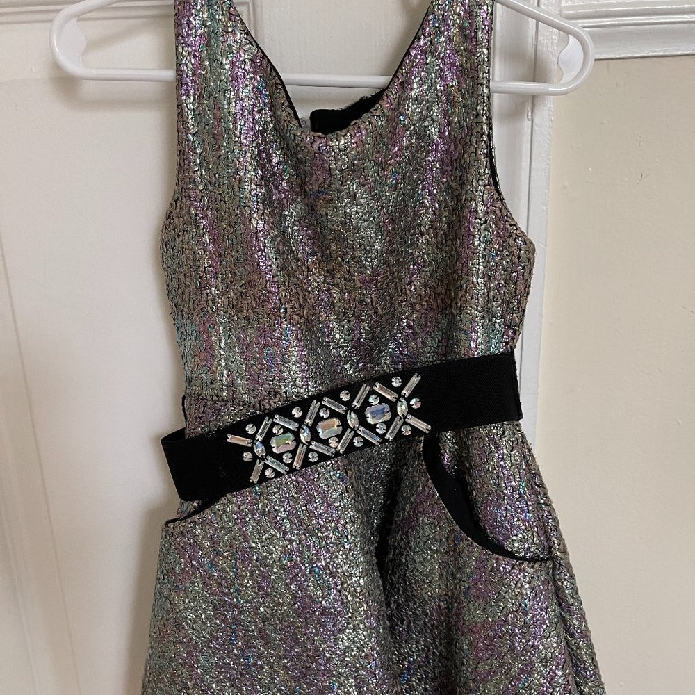 ZOE LTD Beautiful Silver Sparkling Girls Dress Size 5 Years